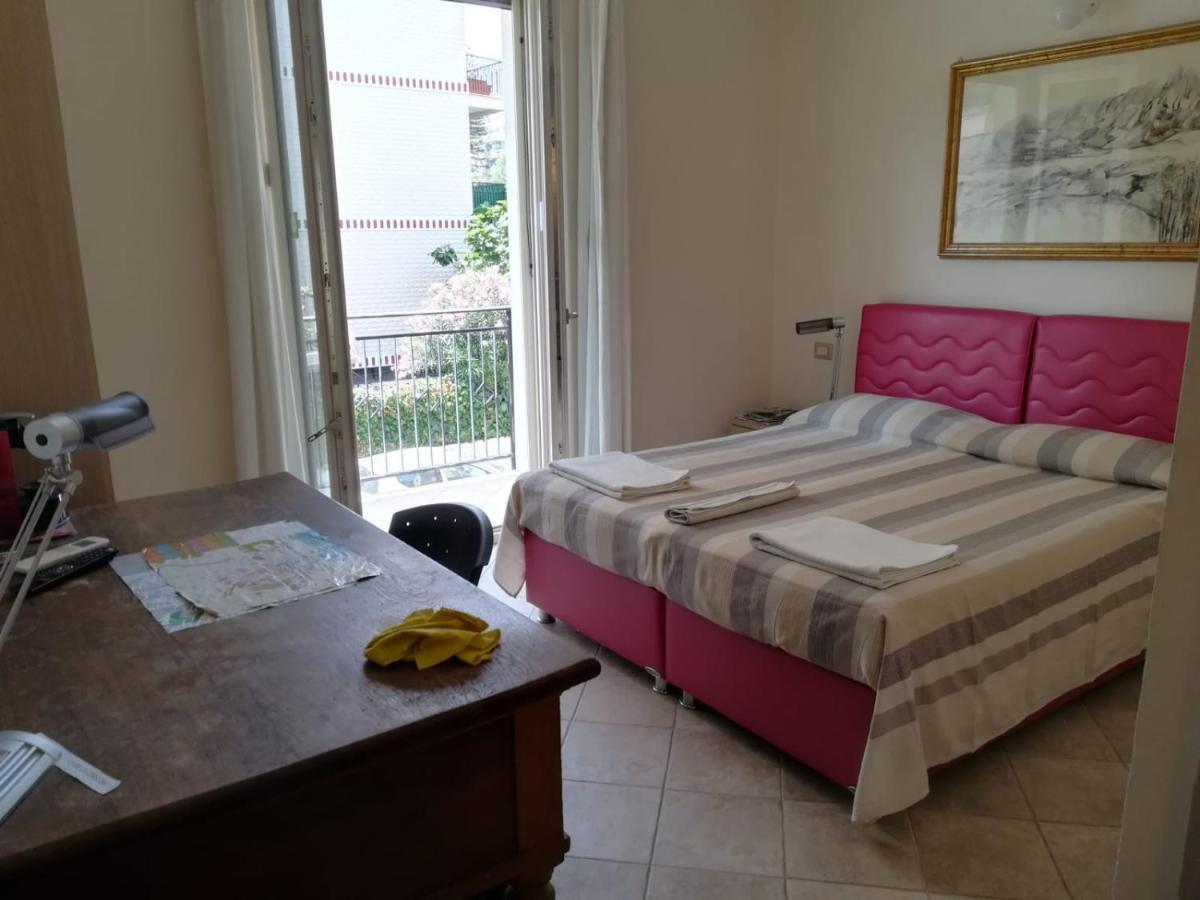 Anania Hotel Cagliari Bagian luar foto